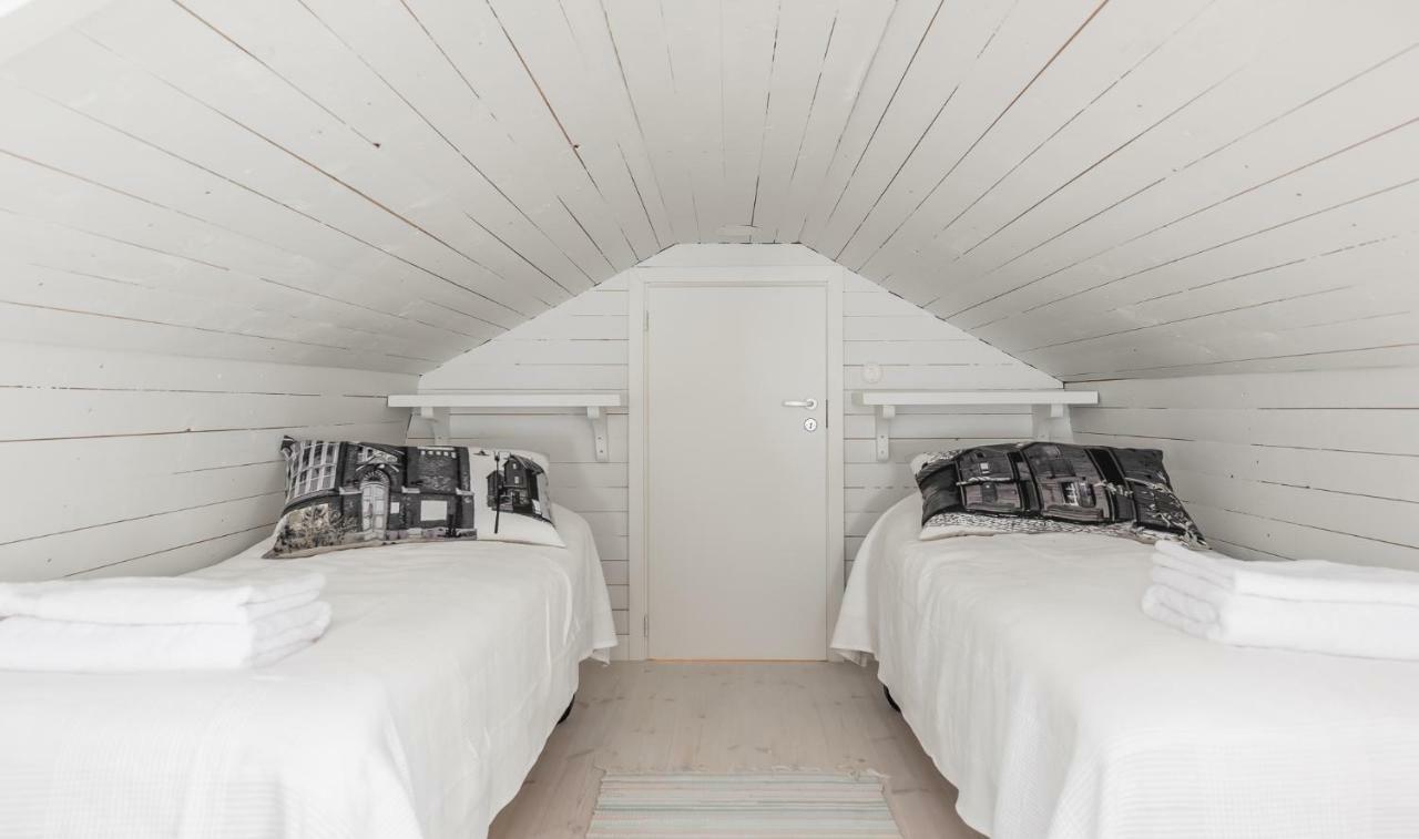 Pikisaari Guesthouse Oulu Extérieur photo